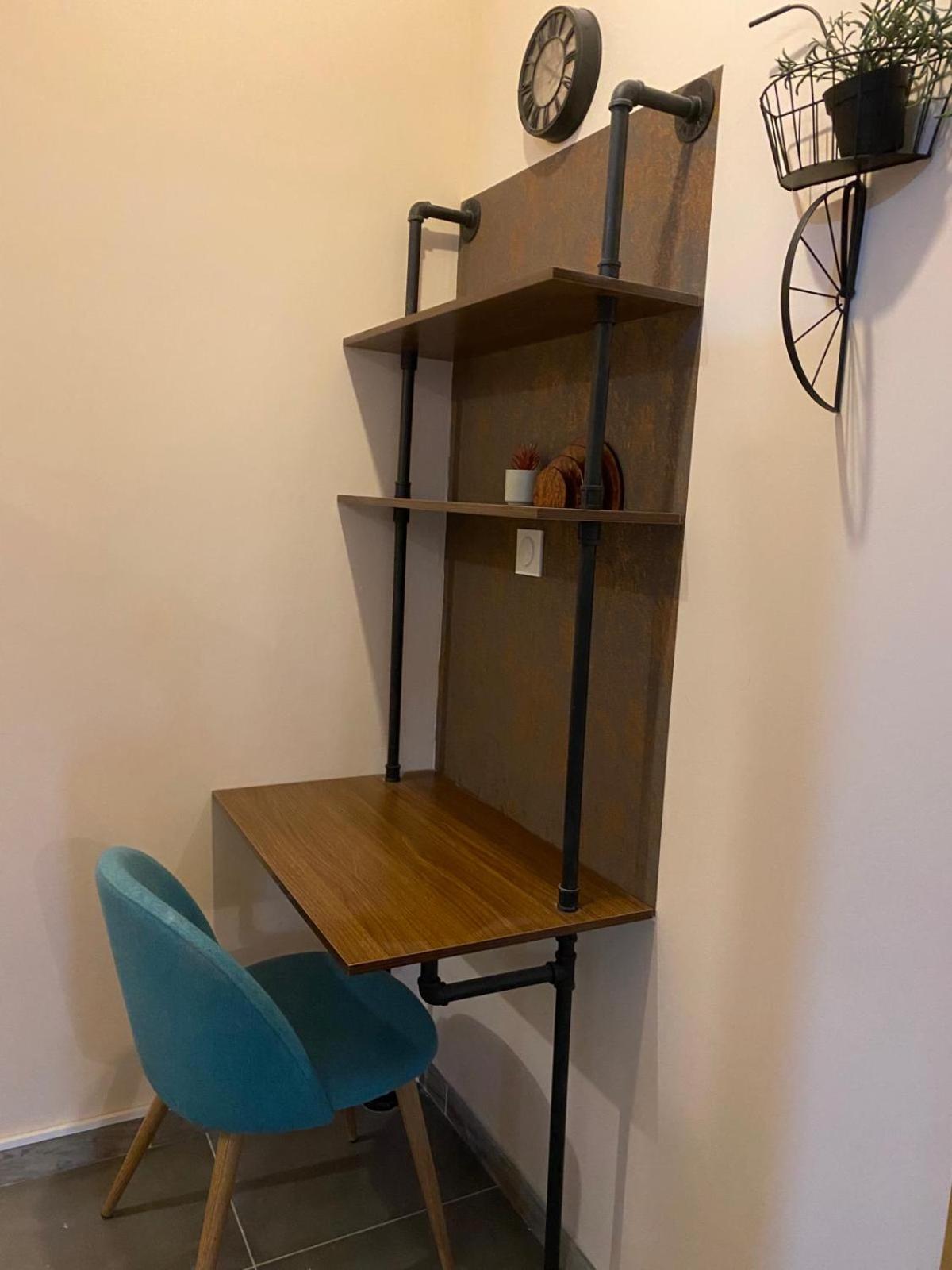Style Of Industry Apartment Morbier Bagian luar foto