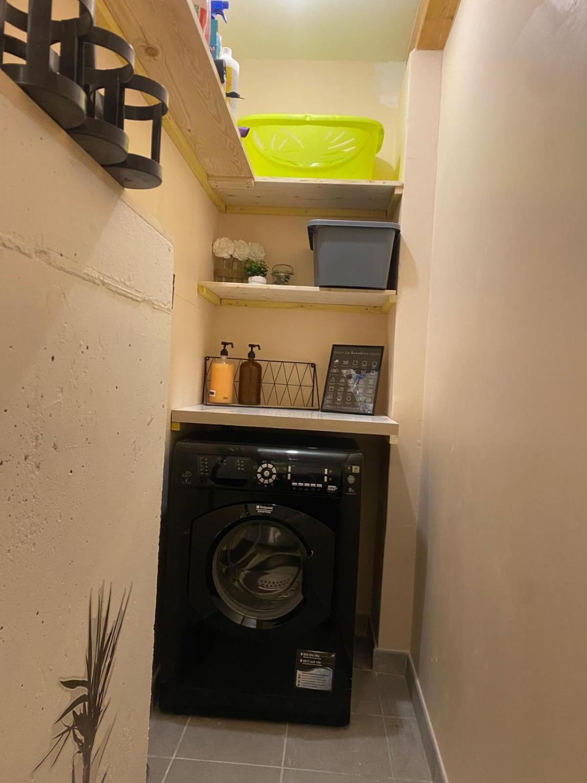 Style Of Industry Apartment Morbier Bagian luar foto