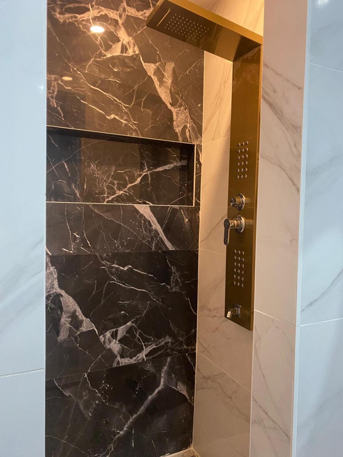 Style Of Industry Apartment Morbier Bagian luar foto